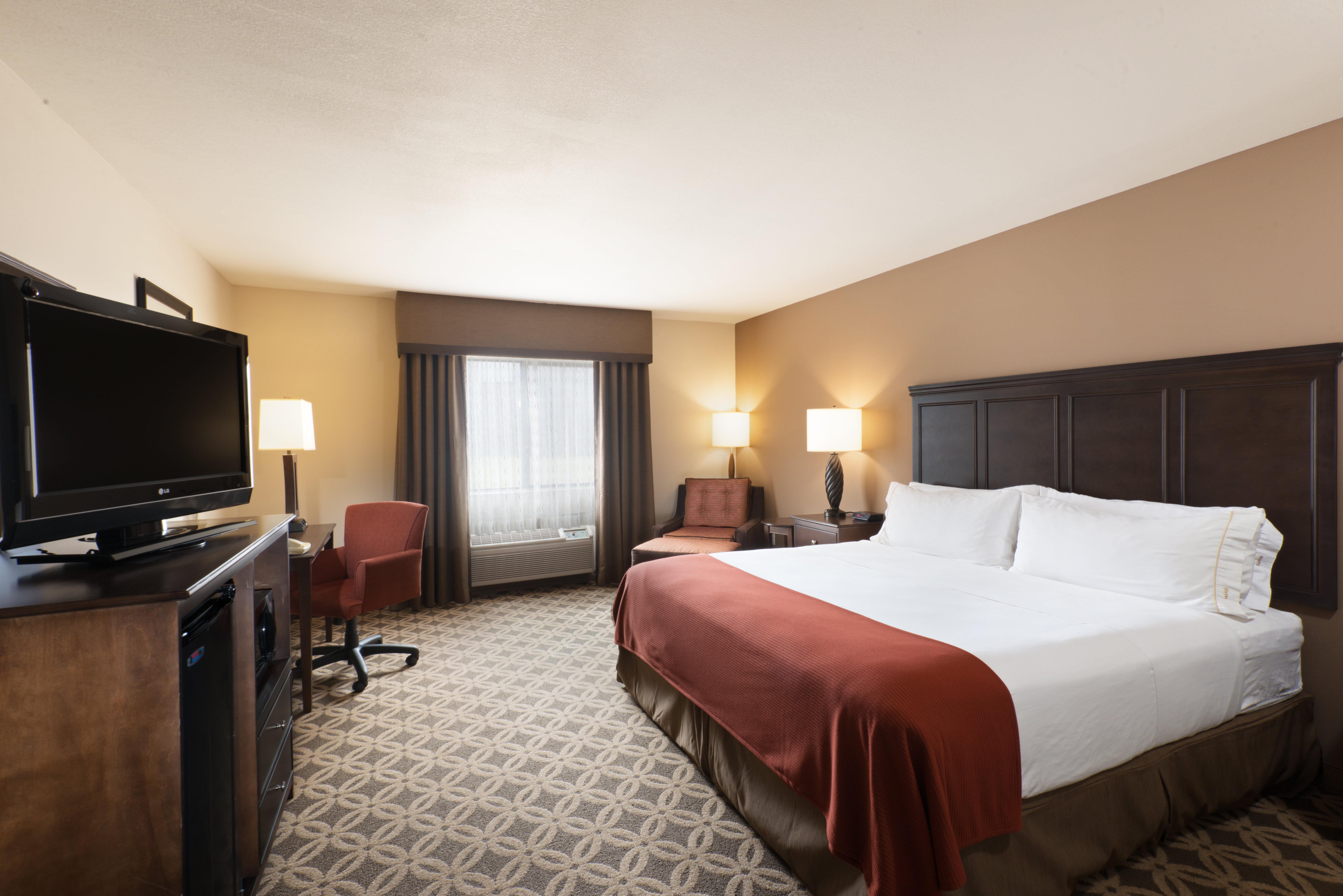 Holiday Inn Express Show Low By Ihg Екстериор снимка